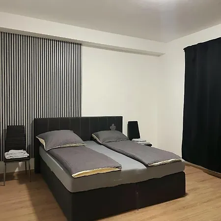 2 Schlafenzimmer Waschmaschine Eller *