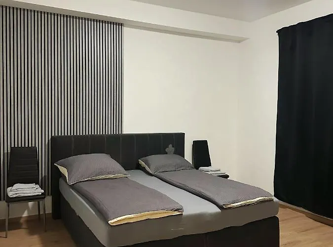 2 Schlafenzimmer Waschmaschine Eller *